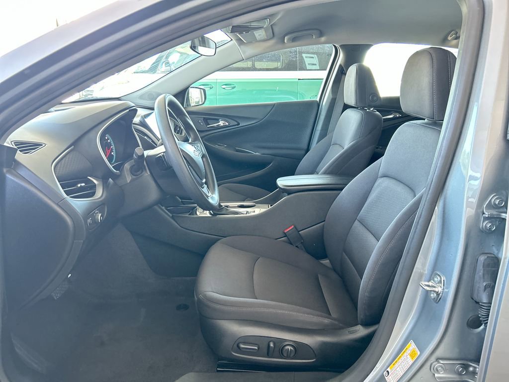 Used 2024 Chevrolet Malibu LT FWD image 10