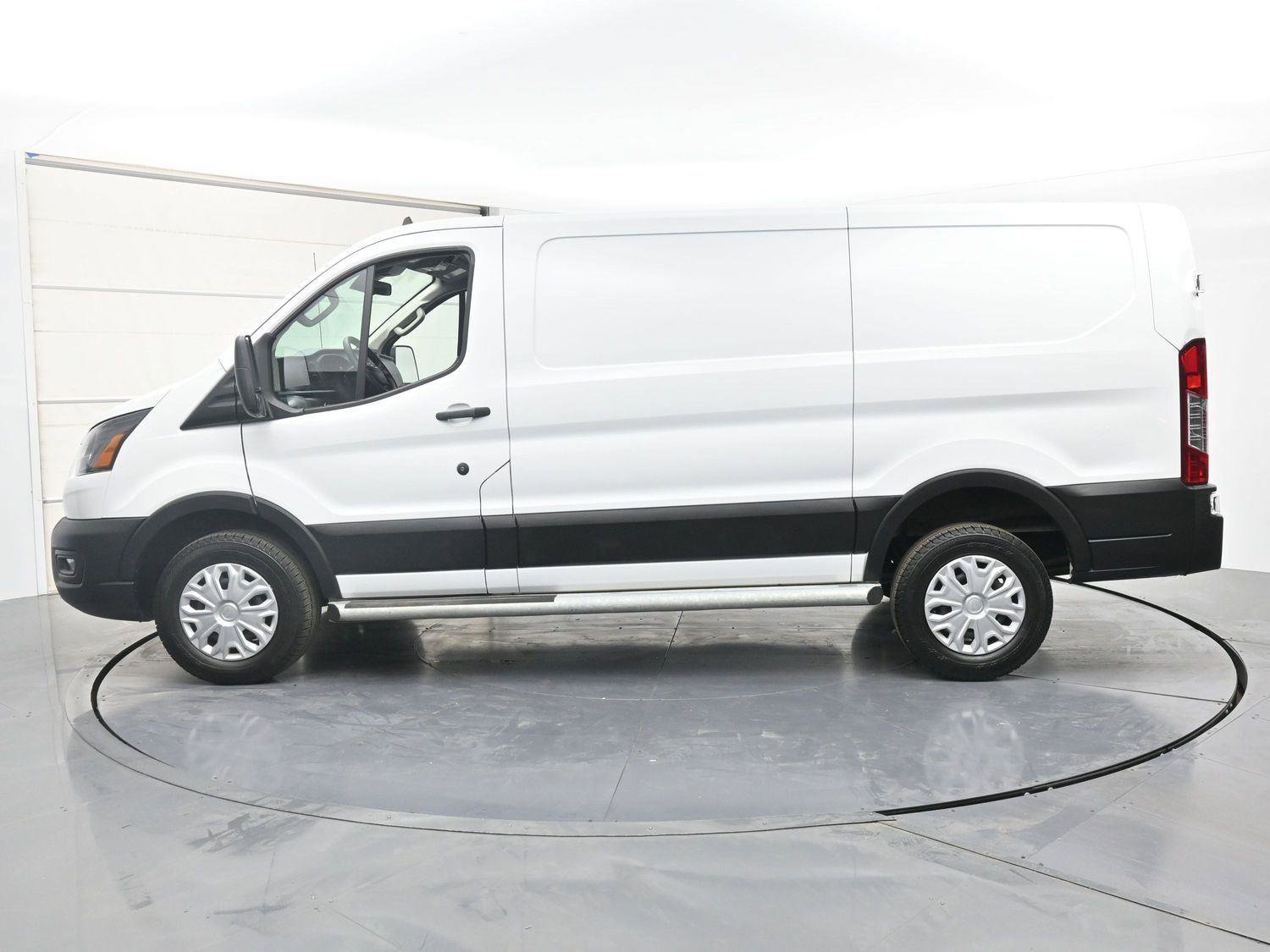 Used 2024 Ford Transit 250 Low Roof w/ Exterior Upgrade Package RWD image 20