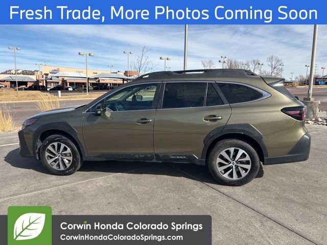 Used 2025 Subaru Outback Premium image 8