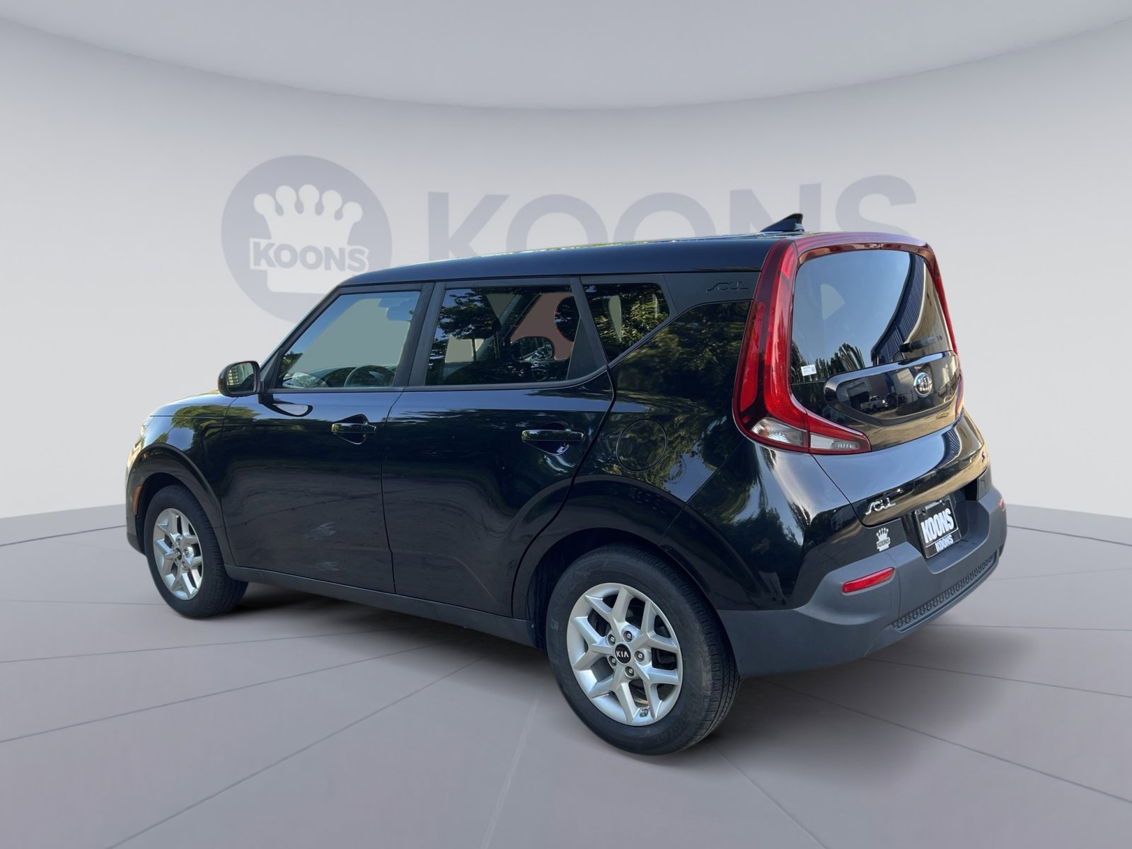 Used 2020 Kia Soul S FWD image 4