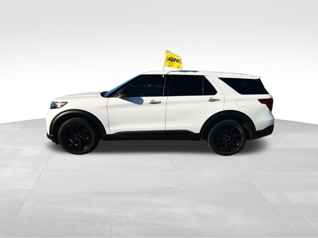 Used 2022 Ford Explorer ST w/ Equipment Group 401A image 11