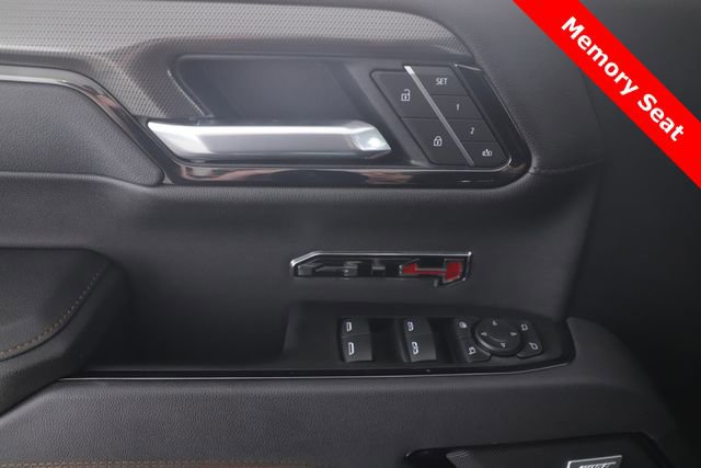 Used 2025 GMC Sierra 1500 AT4 w/ Technology Package AWD/4WD image 20
