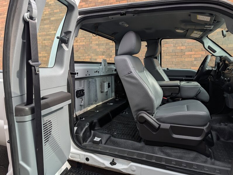 Used 2014 Ford F250 XL w/ Power Equipment Group AWD/4WD image 21