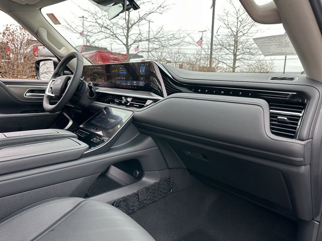 New 2026 INFINITI QX80 Luxe w/ Exterior Package image 15