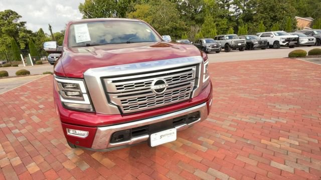Used 2023 Nissan Titan Platinum Reserve w/ Moonroof Package RWD image 4
