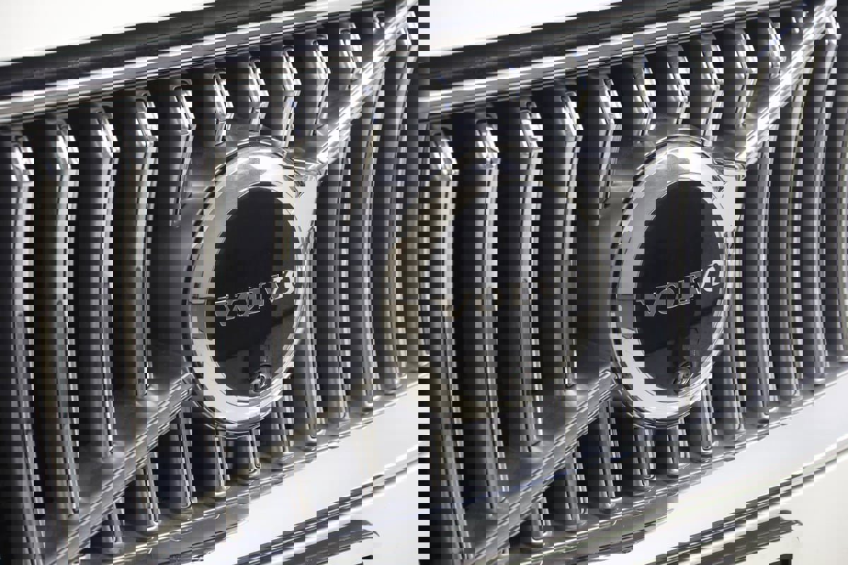 Used 2024 Volvo XC90 T8 Ultimate w/ Protection Package Premier image 18