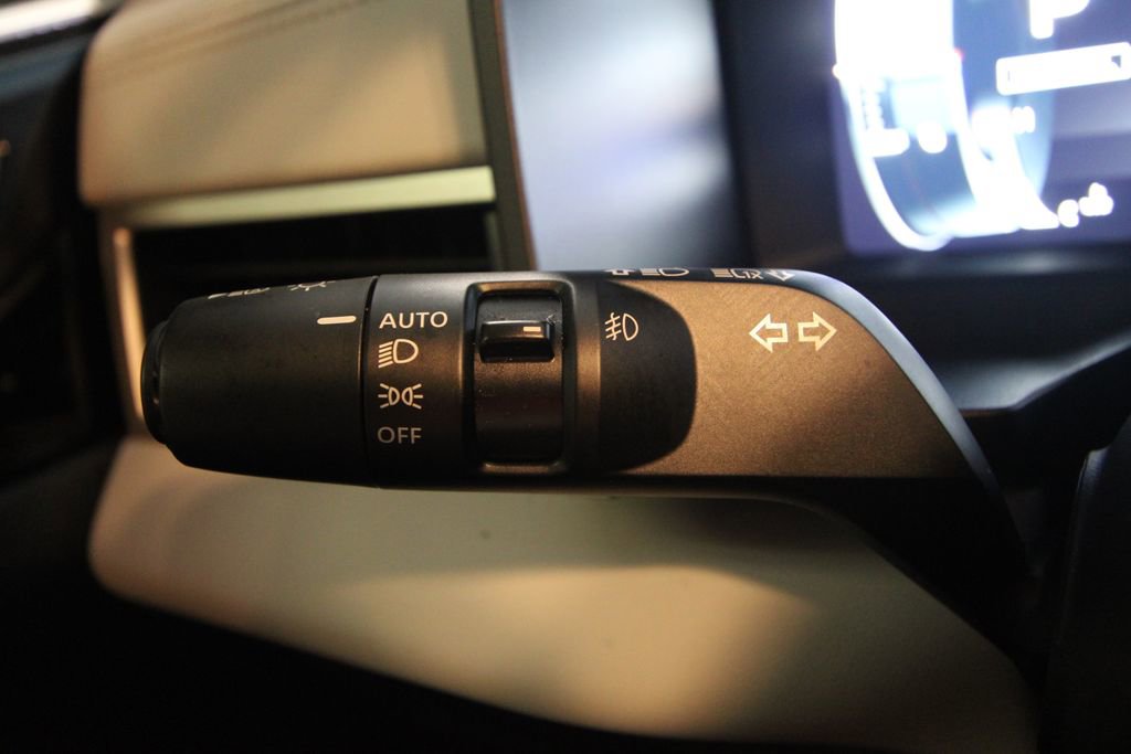 Used 2024 Mitsubishi Outlander SEL image 13