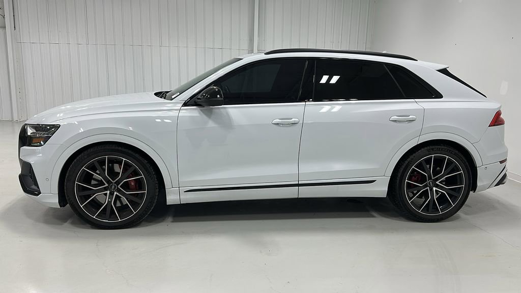 Used 2021 Audi SQ8 Prestige image 2