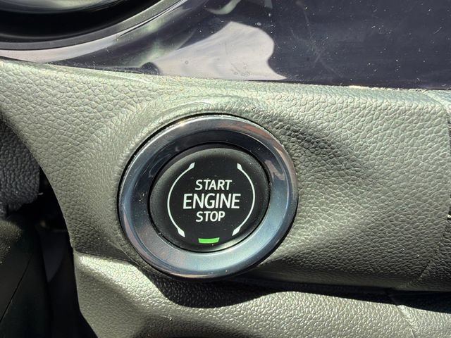 Used 2023 Buick Encore GX Preferred w/ Cold Weather Comfort Package AWD/4WD image 7