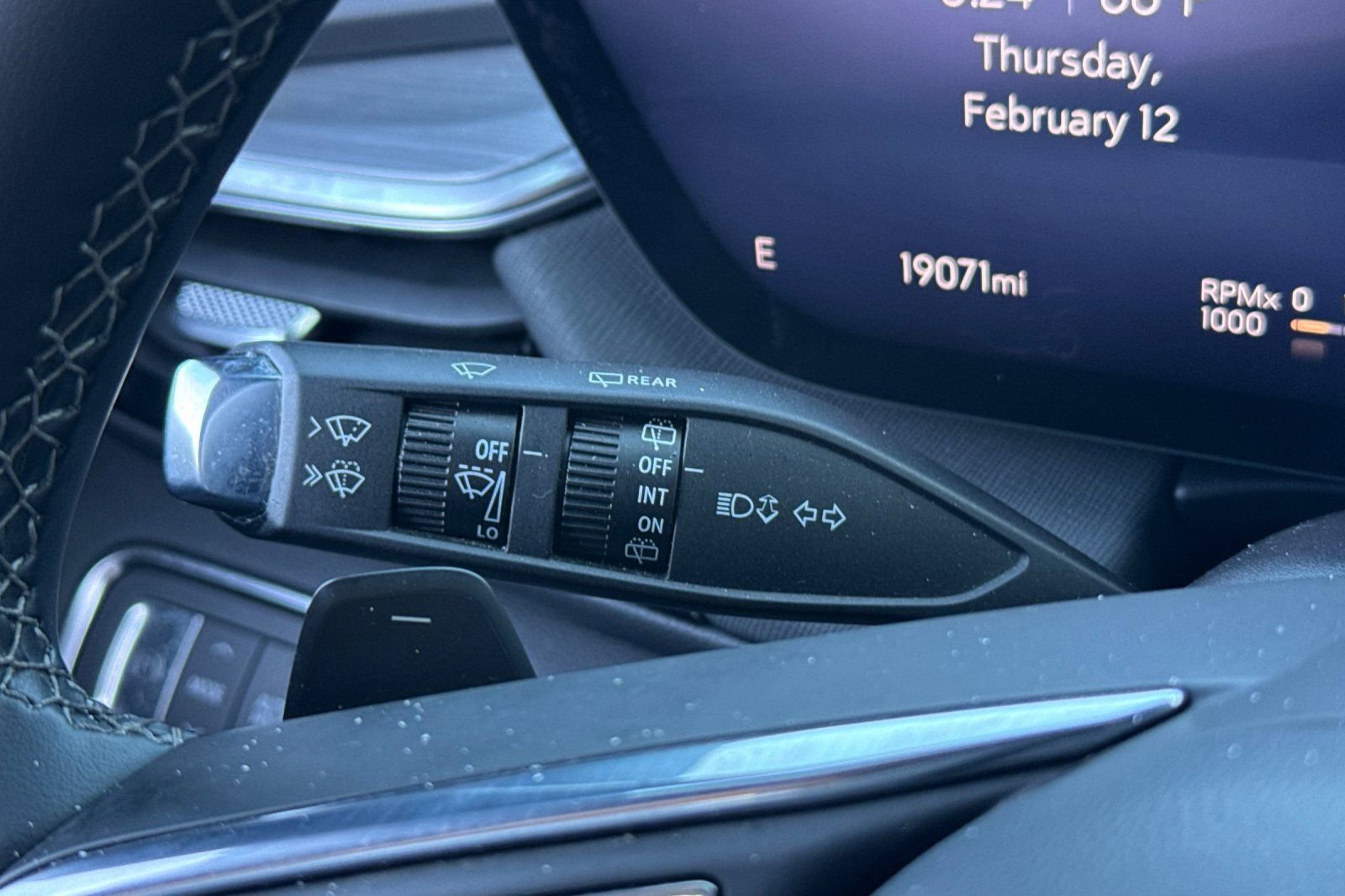 Used 2025 Buick Enclave Preferred image 34