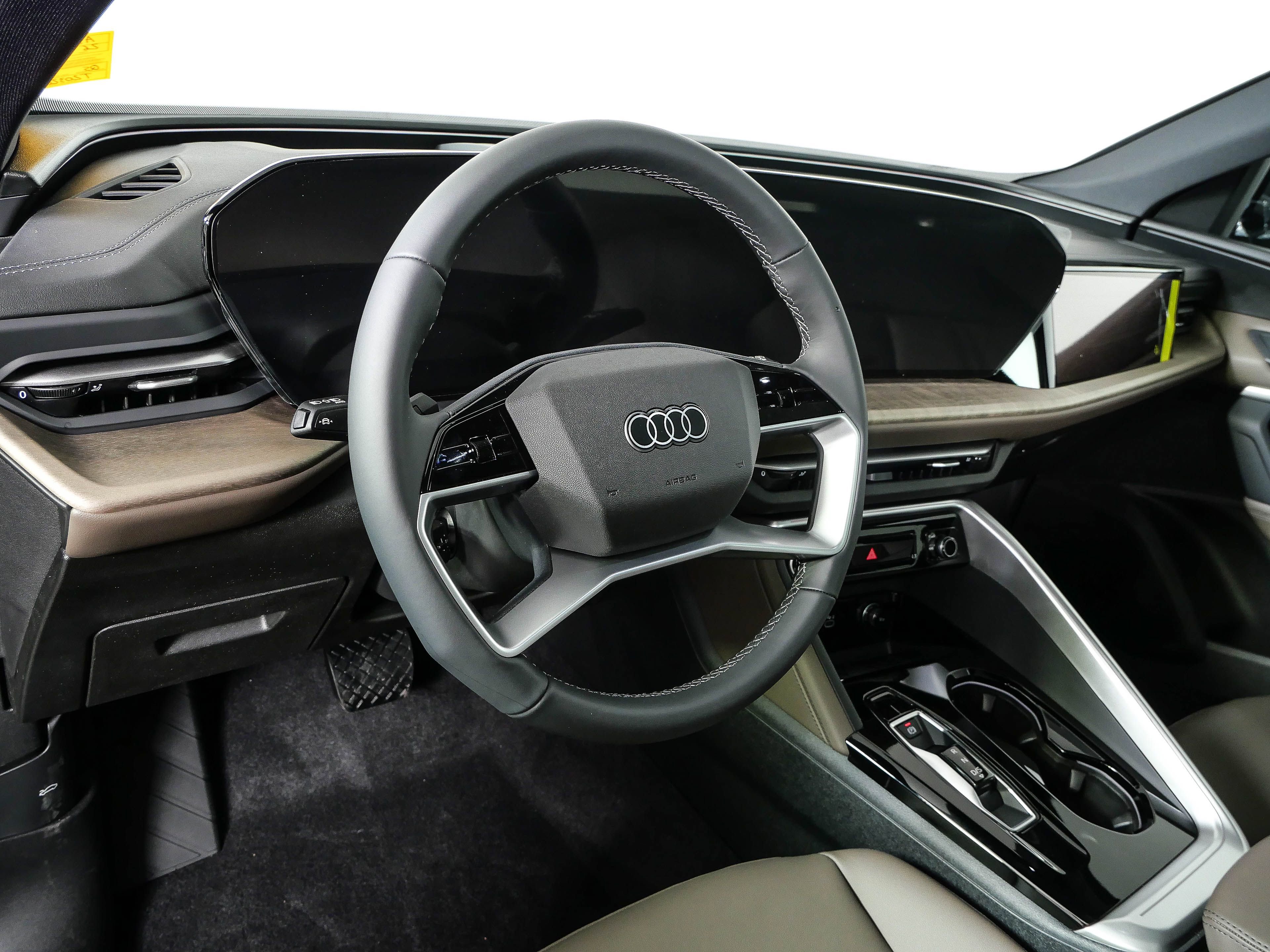 New 2026 Audi Q5 Premium Plus AWD/4WD image 7
