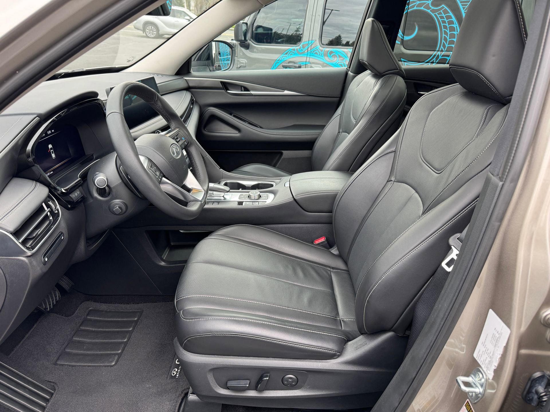 Used 2025 INFINITI QX60 Luxe image 14