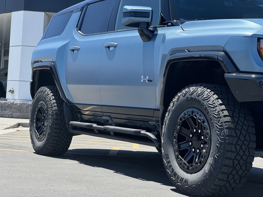 New 2024 GMC Hummer EV 3X w/ Omega Edition image 9