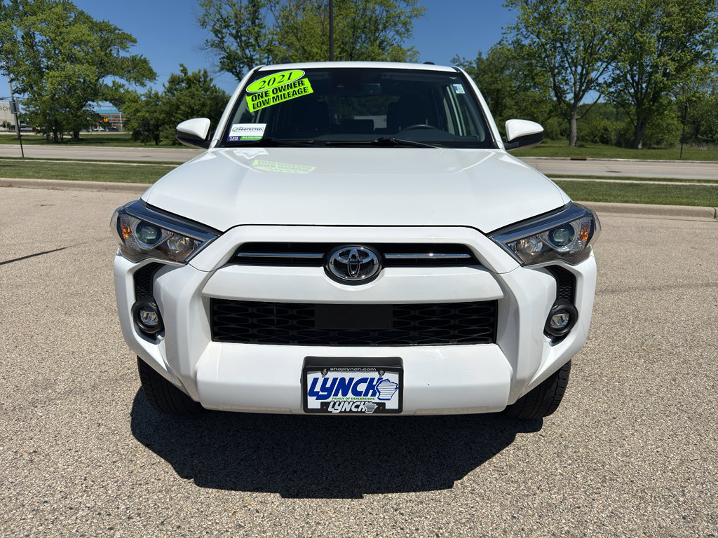 Used 2021 Toyota 4Runner SR5 AWD/4WD image 7