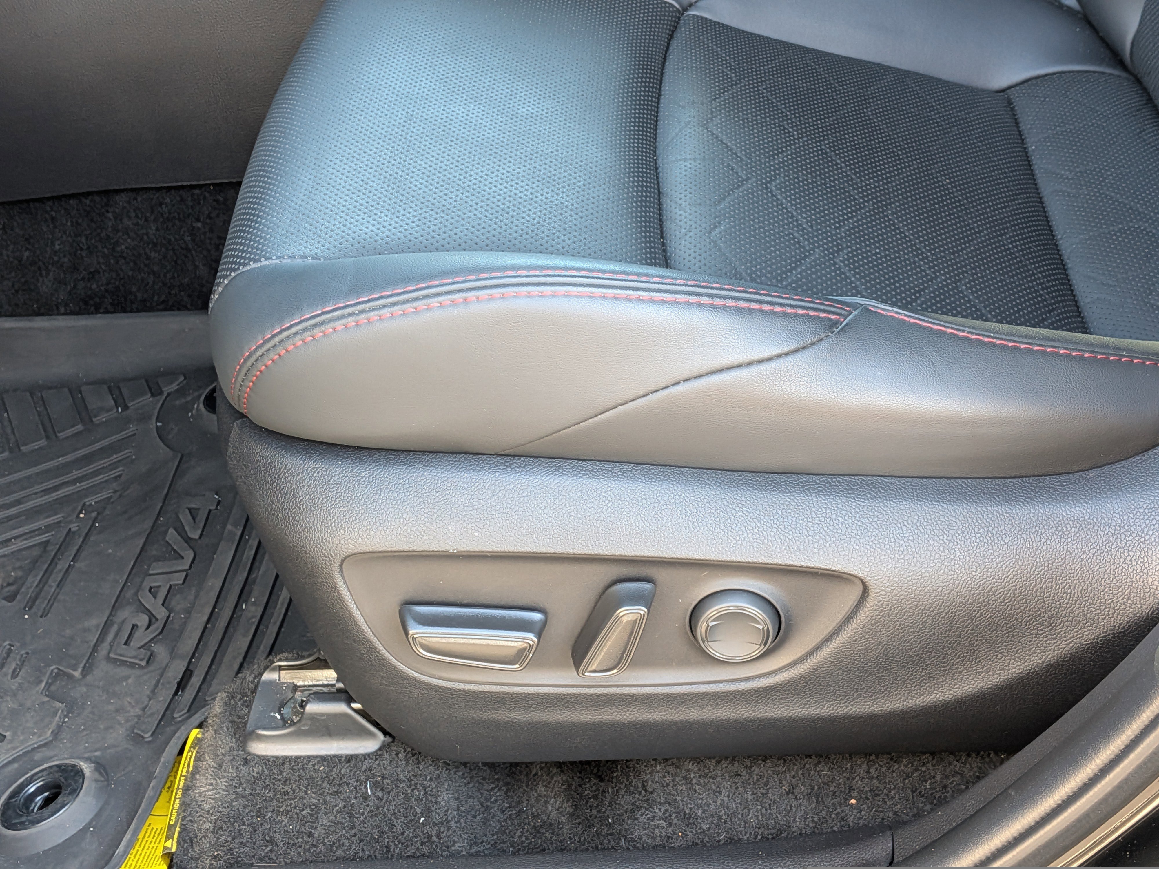 Used 2022 Toyota RAV4 TRD Off-Road w/ TRD Off-Road Weather Package image 14