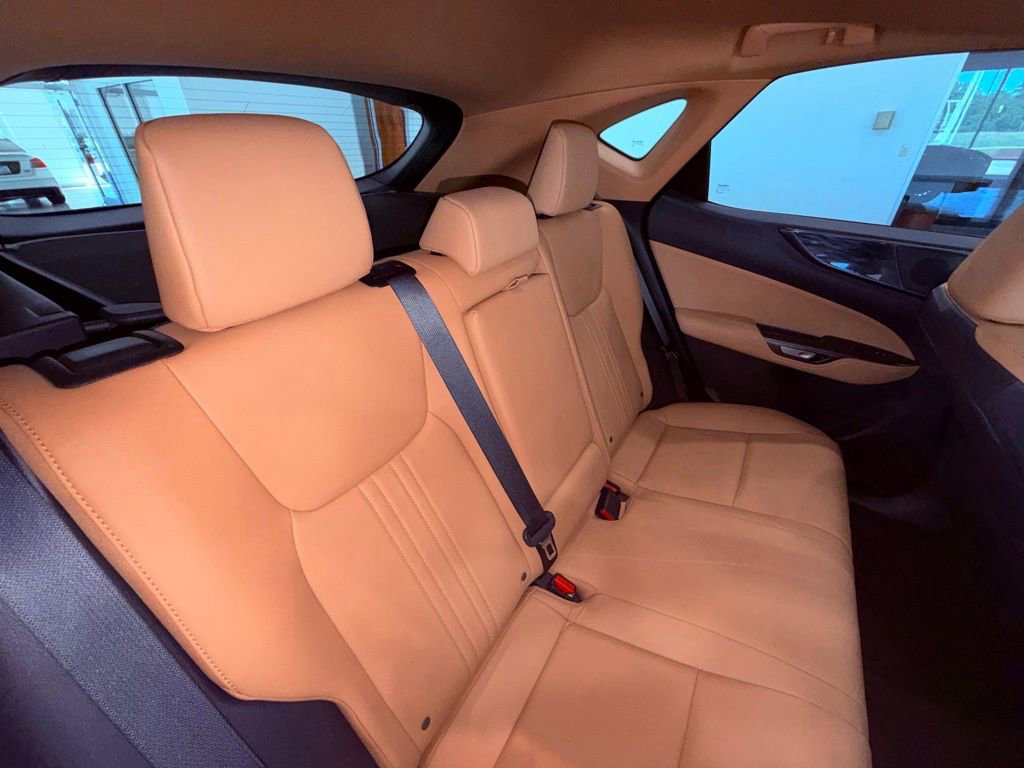 Used 2025 Lexus NX 250 FWD w/ Accessory Package (K3) image 15
