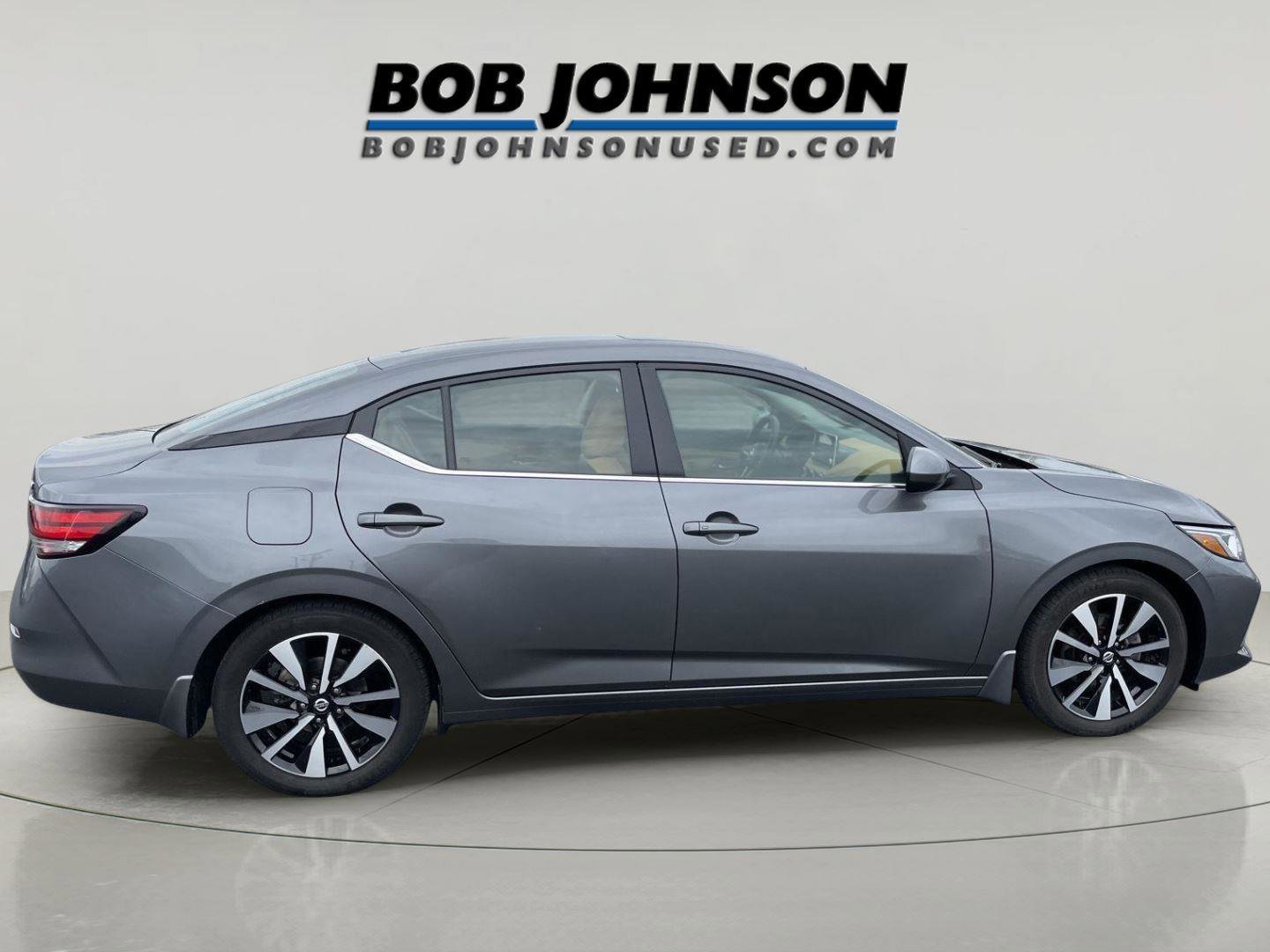 Used 2023 Nissan Sentra SV w/ SV Premium Package FWD image 2