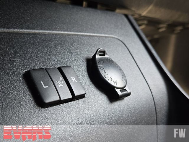 Used 2015 Toyota Prius Four FWD image 12
