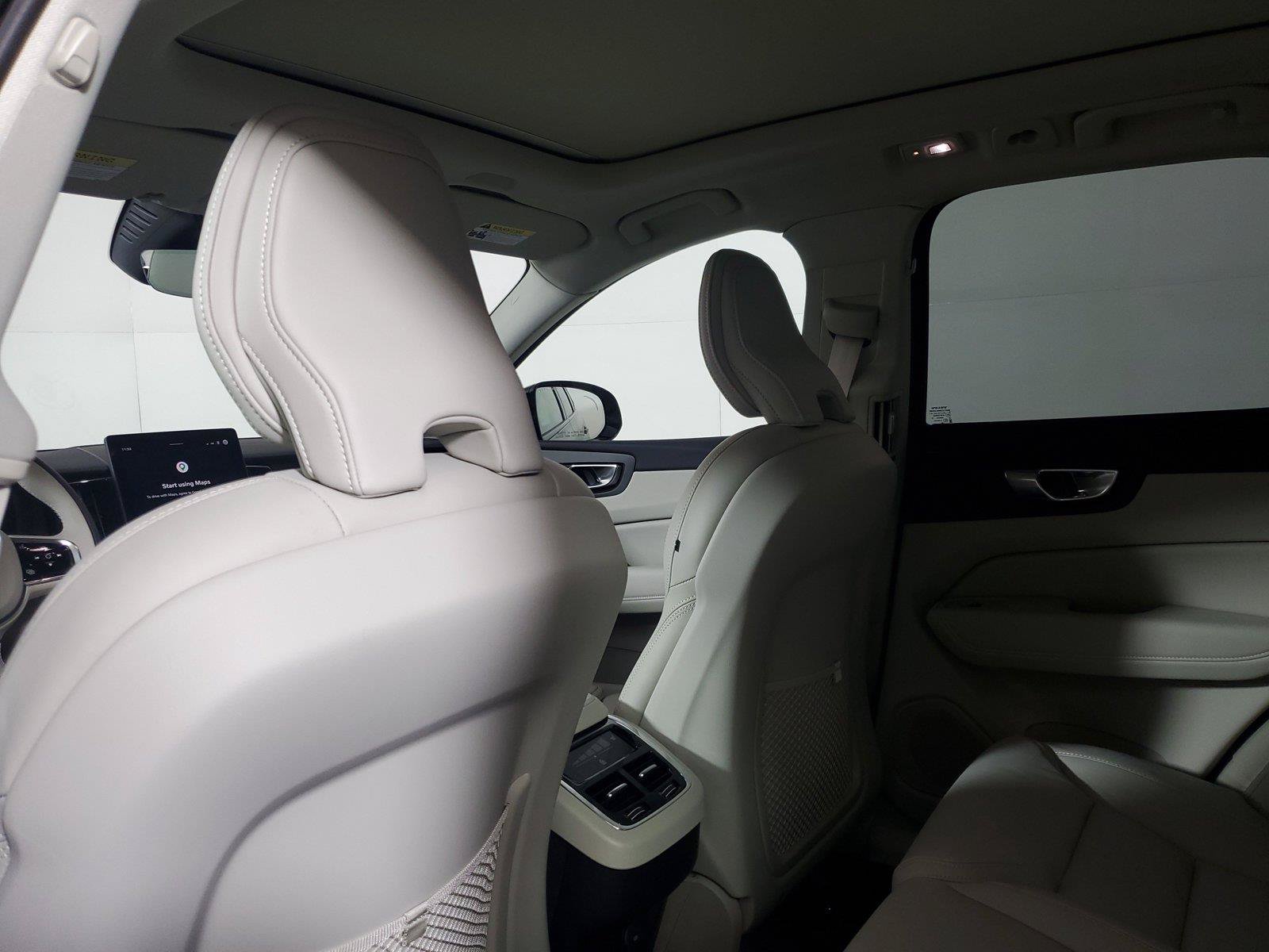 New 2027 Volvo XC60 B5 Ultra AWD/4WD image 14