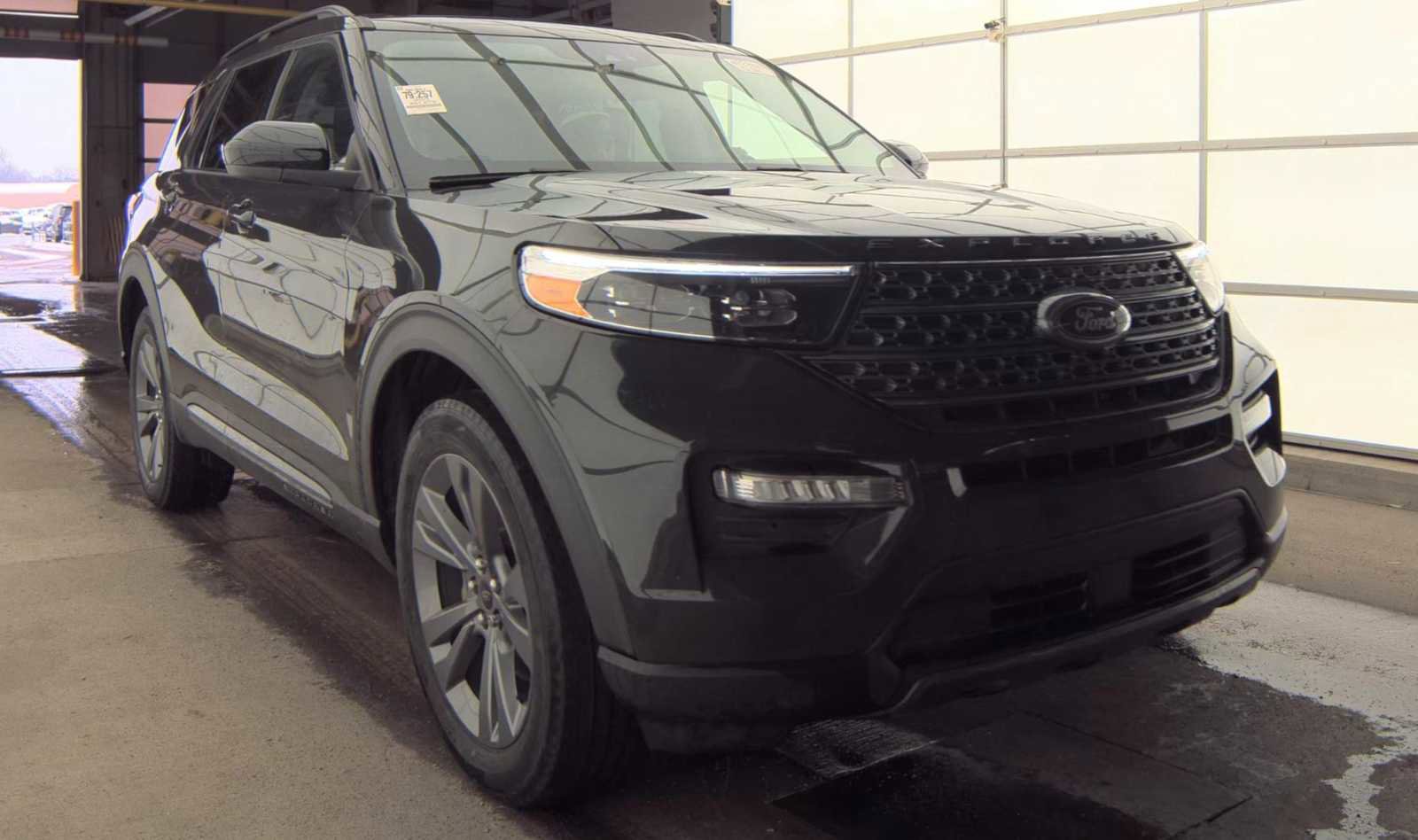 Used 2023 Ford Explorer XLT w/ Equipment Group 202A image 1