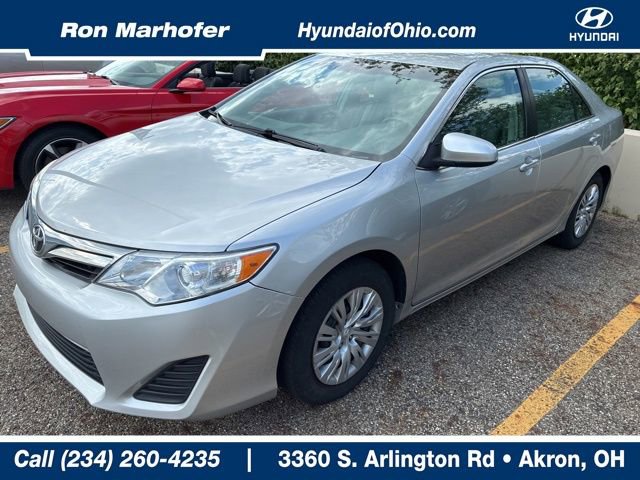 Used 2012 Toyota Camry LE FWD image 1
