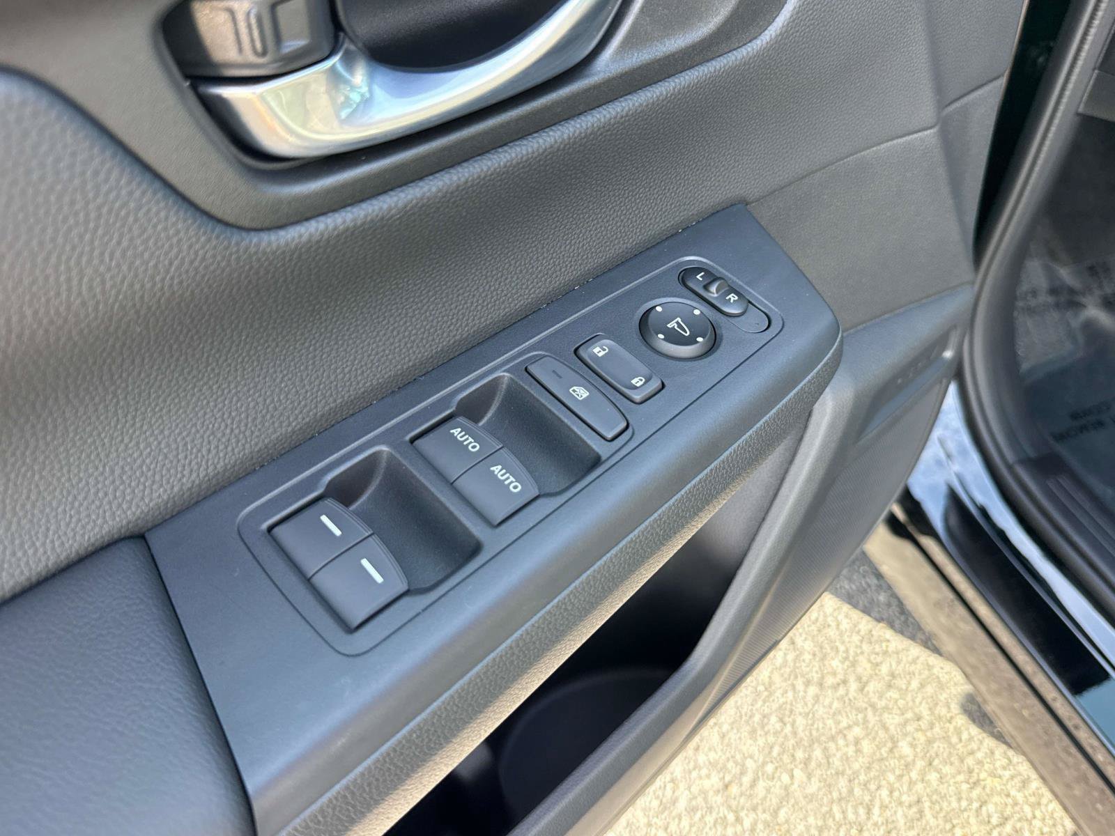 Certified 2026 Honda CR-V Sport image 7