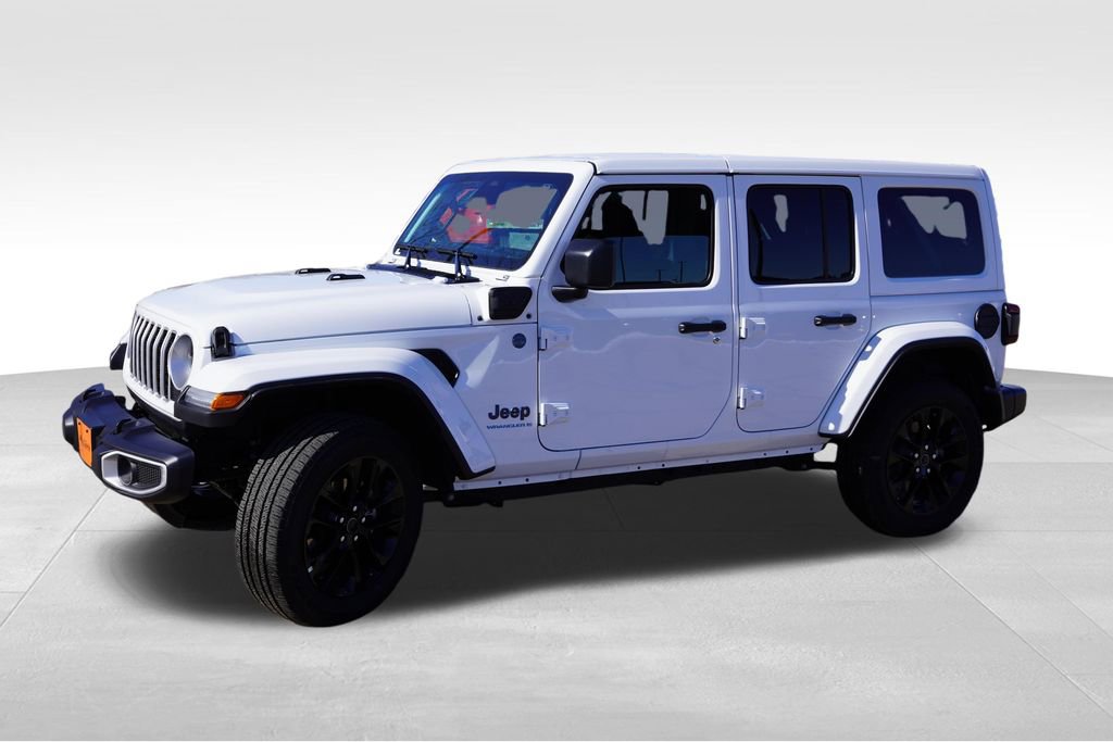 Certified 2025 Jeep Wrangler Unlimited Sahara w/ Safety Group image 10