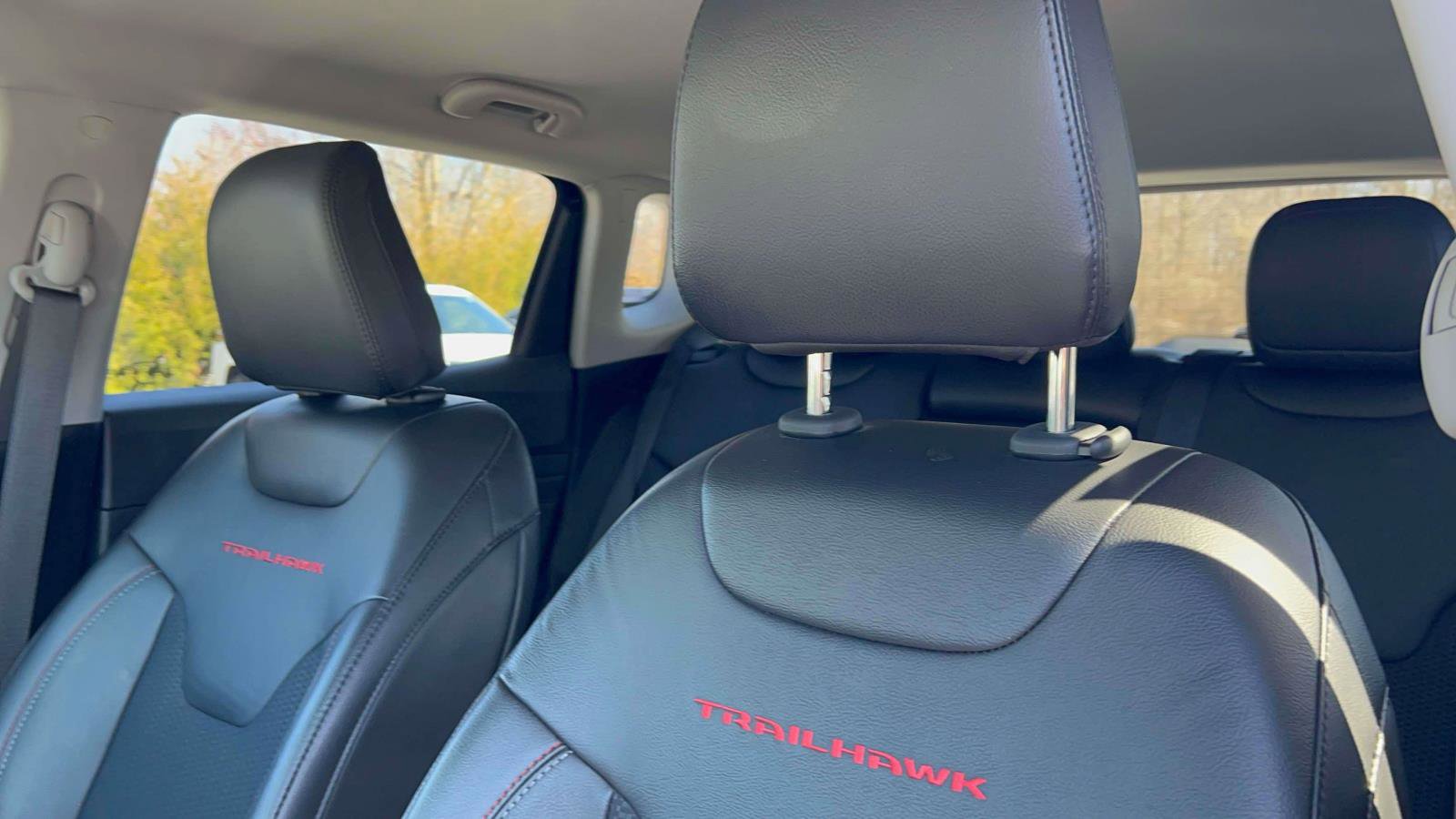 Used 2022 Jeep Compass Trailhawk image 19