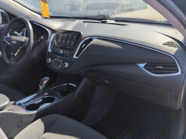 Used 2021 Chevrolet Malibu LT image 29