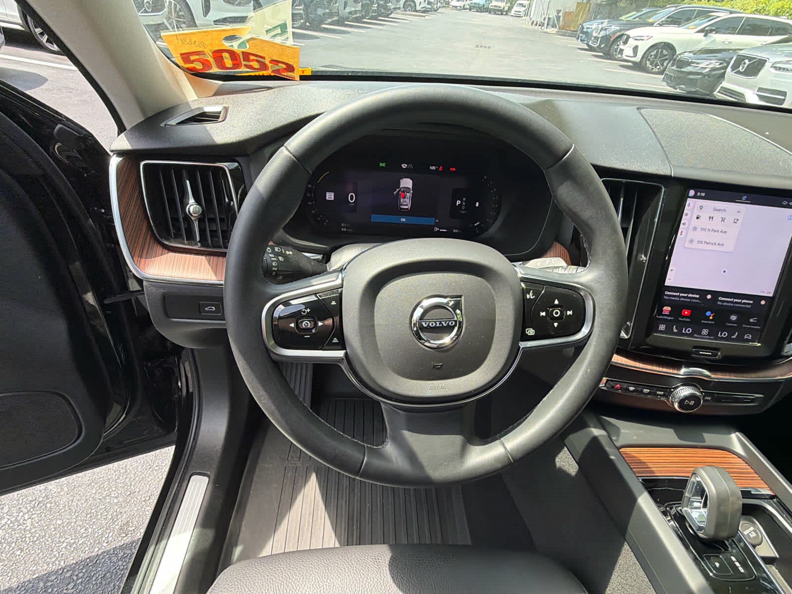 Used 2024 Volvo XC60 B5 Plus w/ Protection Package Premier AWD/4WD image 28
