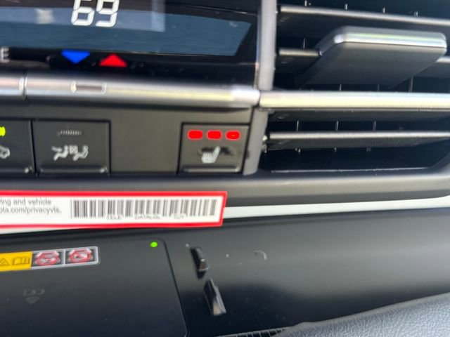 New 2026 Toyota Sienna XSE image 23