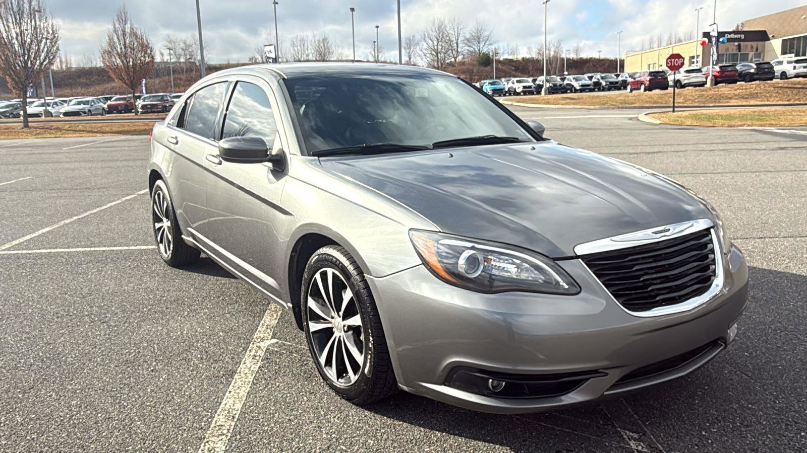 Used 2013 Chrysler 200 Limited w/ Sun/Sound Group