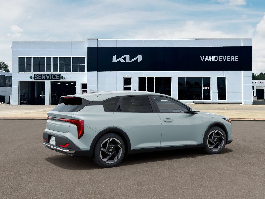 New 2026 Kia K4 EX FWD image 8