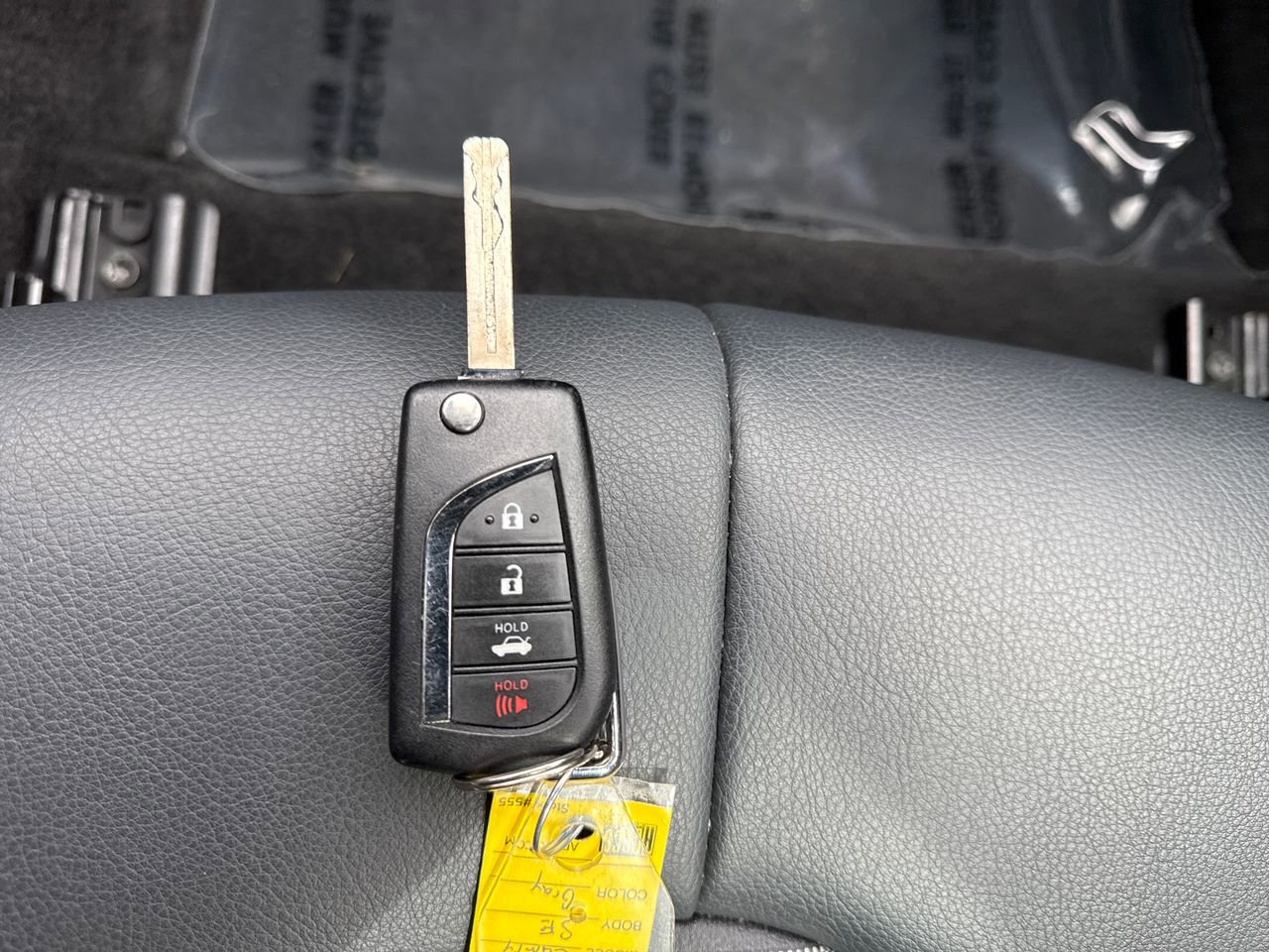 Used 2024 Toyota Camry SE image 25