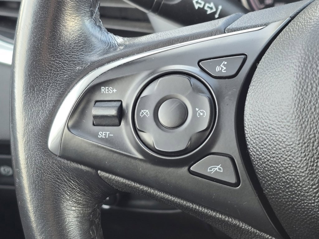 Used 2019 Buick Enclave Essence image 27