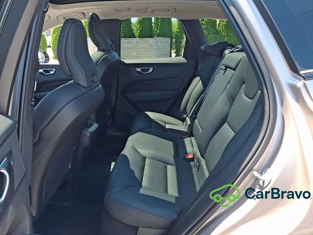 Used 2023 Volvo XC60 B5 Plus w/ Climate Package AWD/4WD image 10