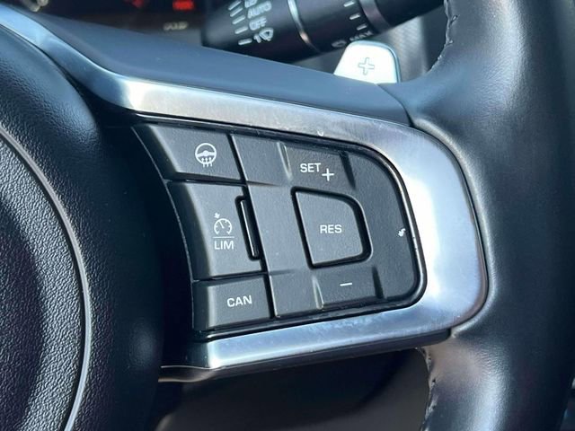 Used 2020 Jaguar XF S AWD/4WD image 28