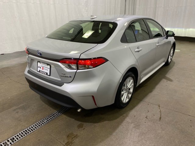 Certified 2023 Toyota Corolla LE w/ LE Convenience Package image 4