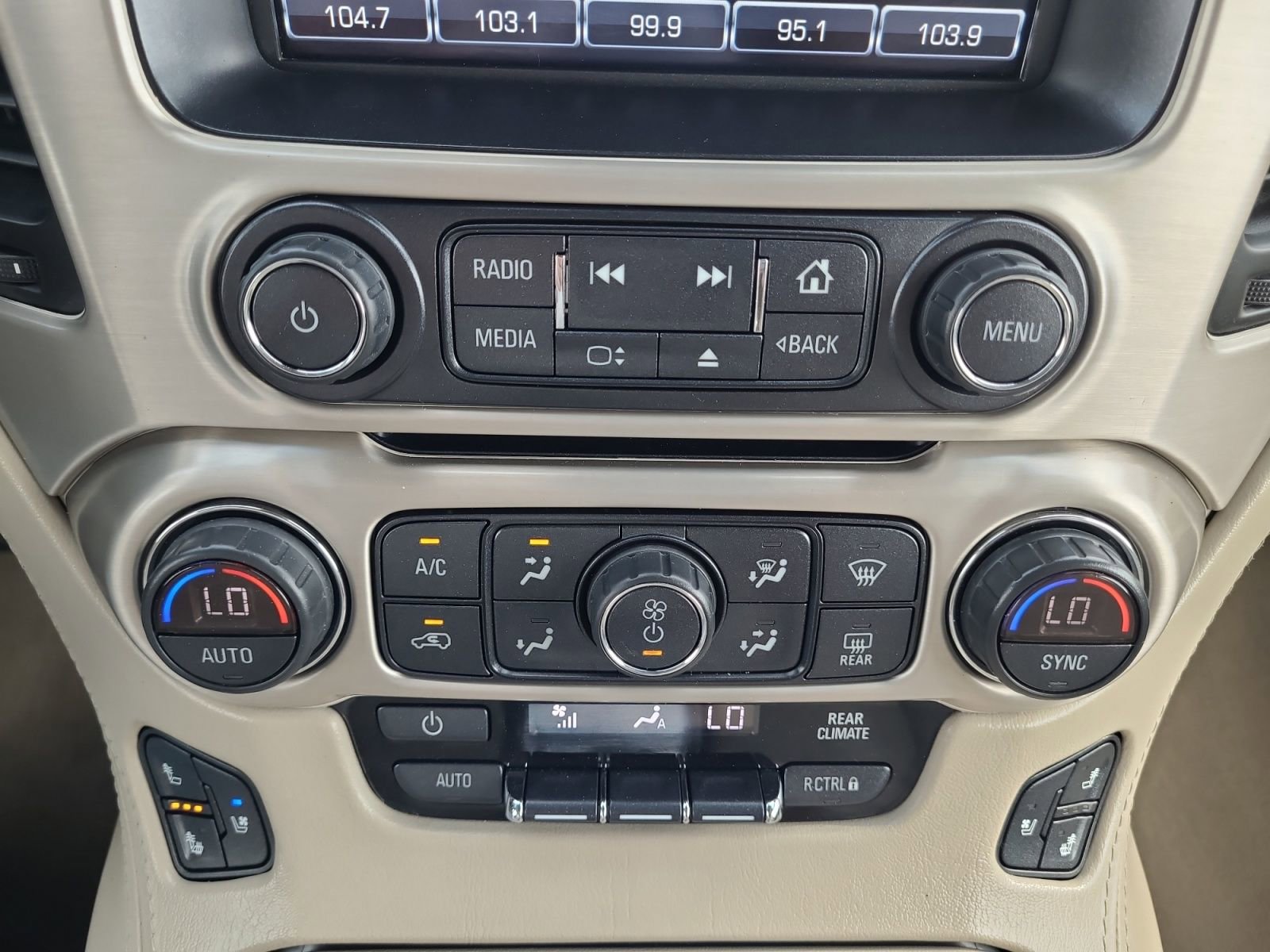 Used 2020 GMC Yukon Denali w/ Open Road Package AWD/4WD image 23