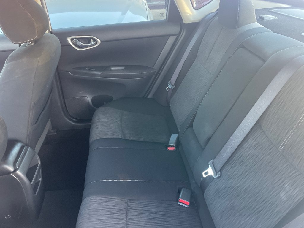 Used 2014 Nissan Sentra SV w/ SV Driver Package FWD image 11