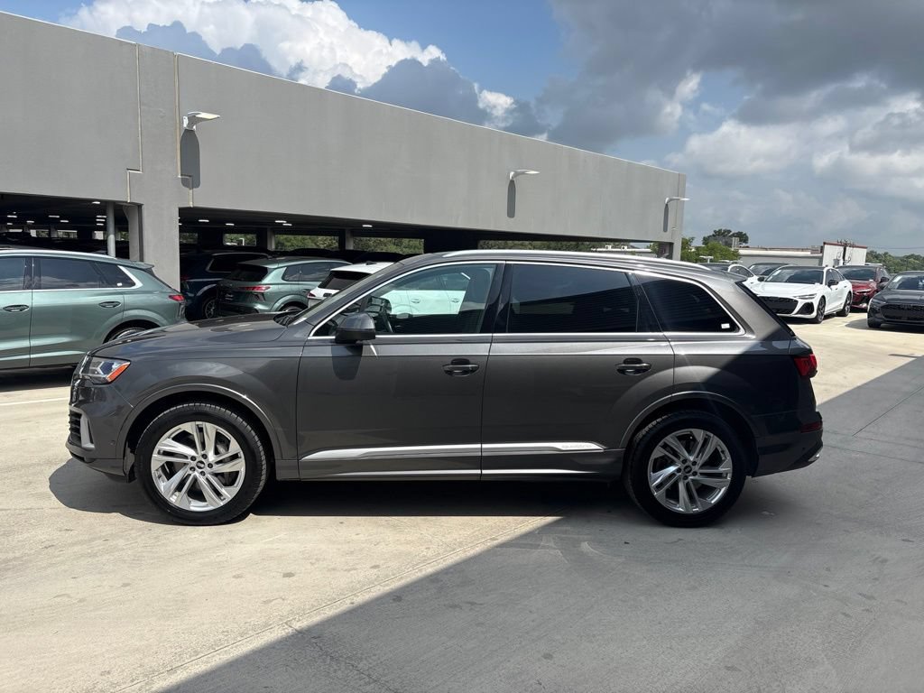 Used 2021 Audi Q7 3.0T Premium Plus AWD/4WD image 9