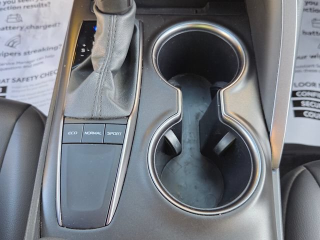 Used 2024 Toyota Camry SE FWD image 20