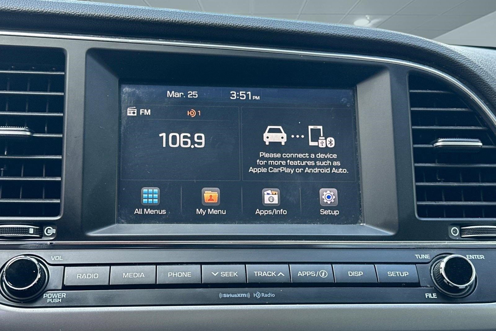 Used 2017 Hyundai Elantra SE image 24