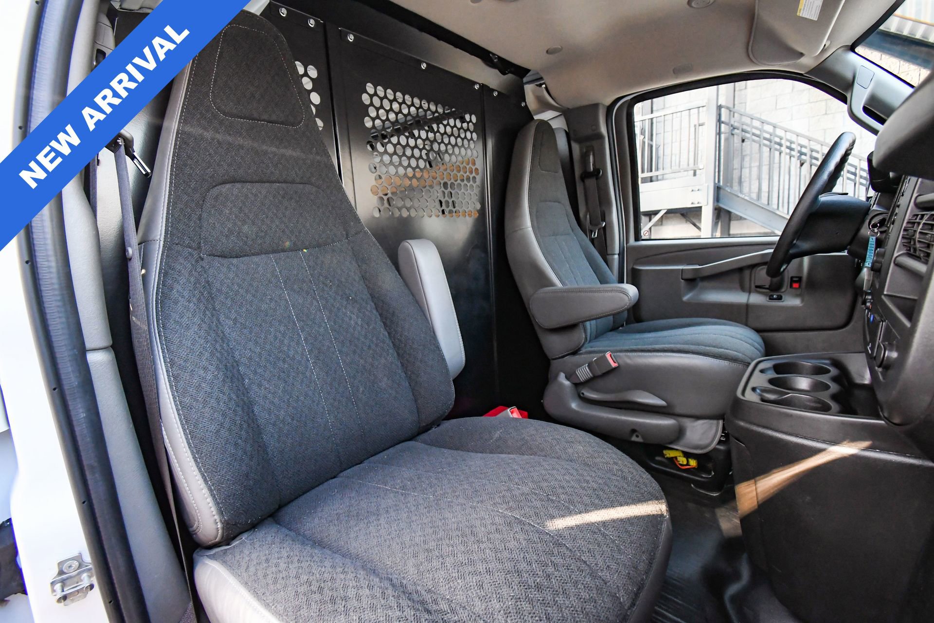 Used 2024 Chevrolet Express 2500 w/ Driver Convenience Package image 14