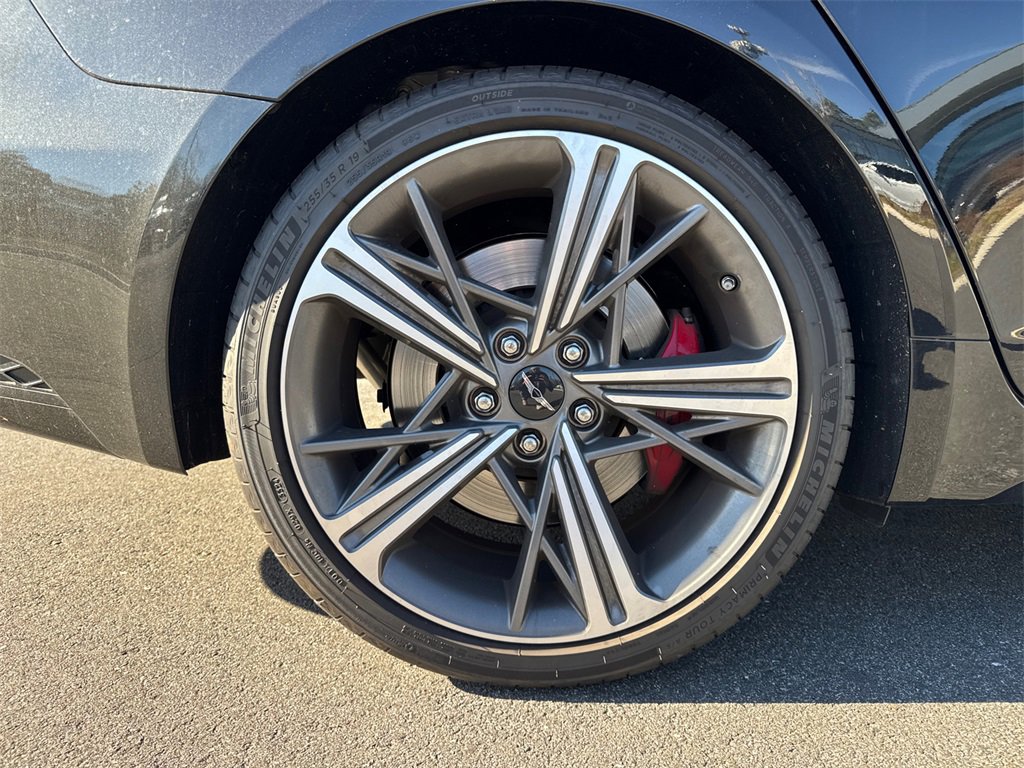 Used 2025 Genesis G70 2.5T w/ Sport Prestige Package image 17