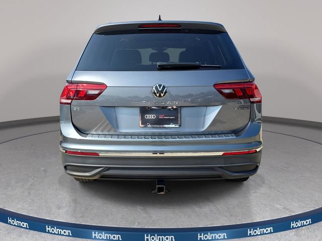 Used 2022 Volkswagen Tiguan SE w/ Panoramic Sunroof Package AWD/4WD image 7