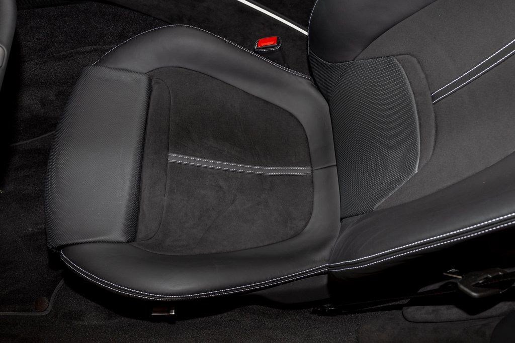 Used 2024 Ferrari Roma Spider image 10