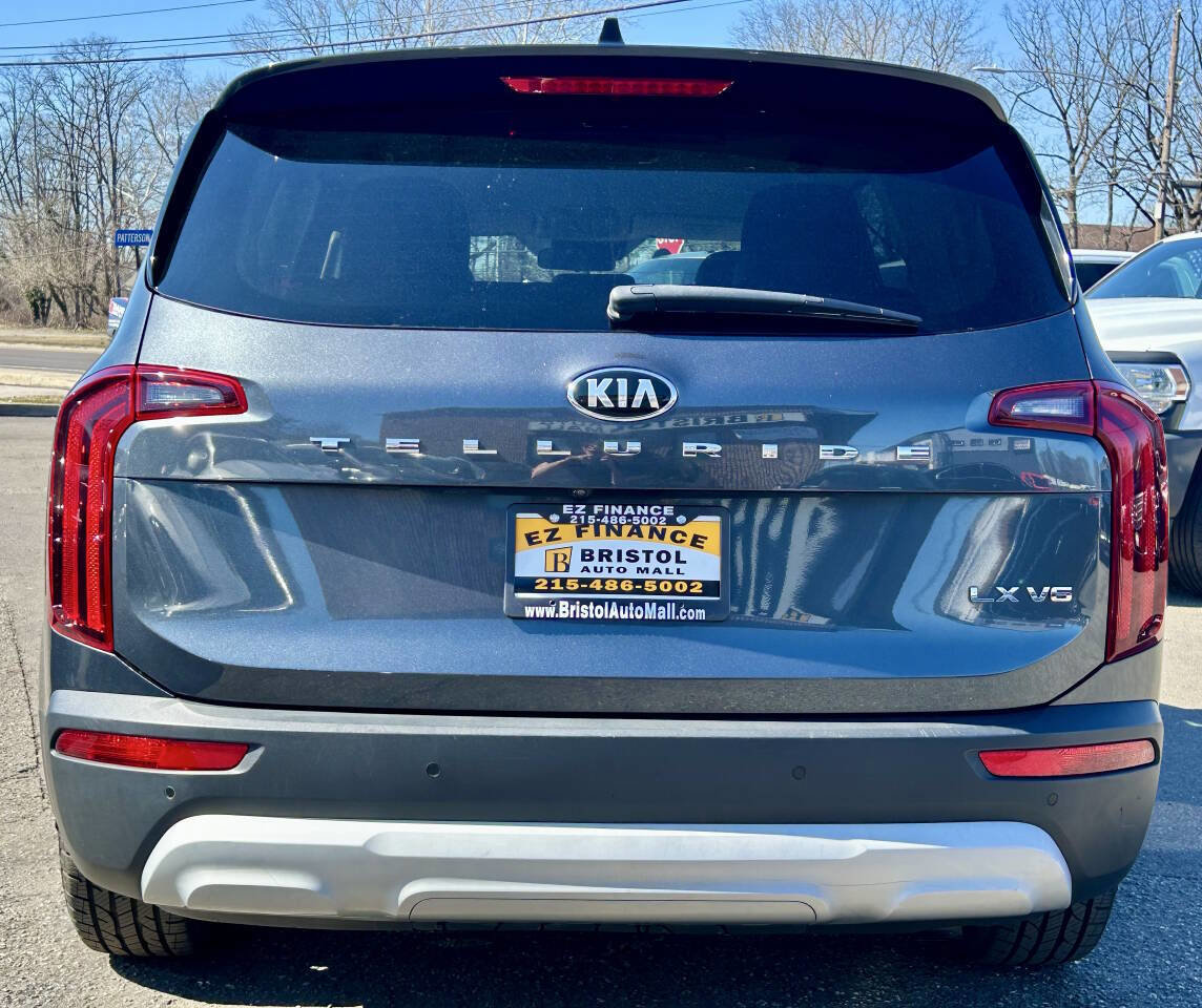 Used 2020 Kia Telluride LX FWD image 4