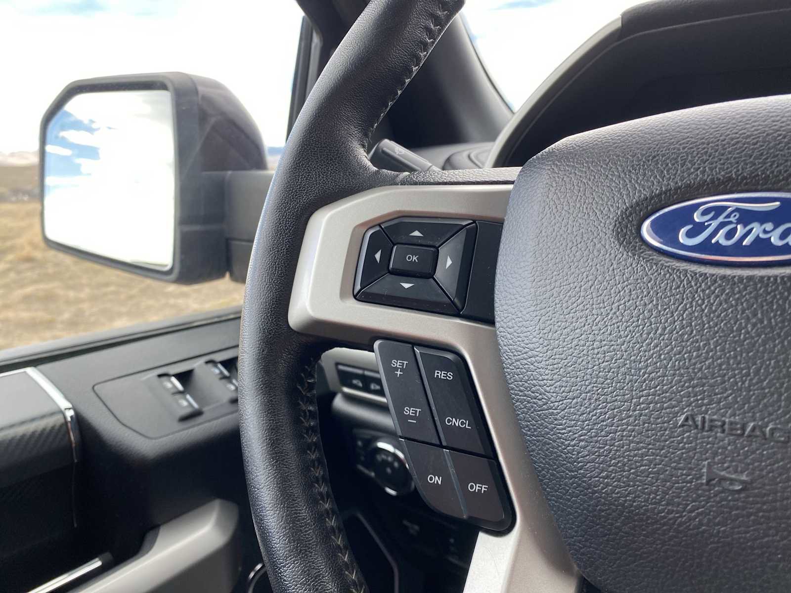 Used 2019 Ford F150 Lariat w/ Equipment Group 502A Luxury image 33