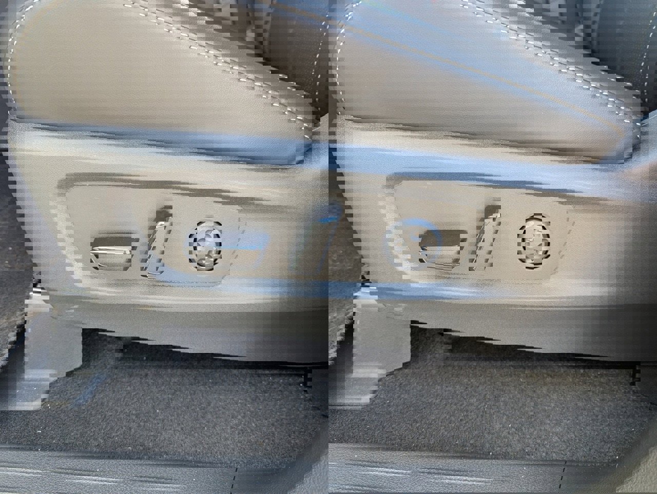 New 2026 INFINITI QX60 Luxe w/ Cargo Package image 14